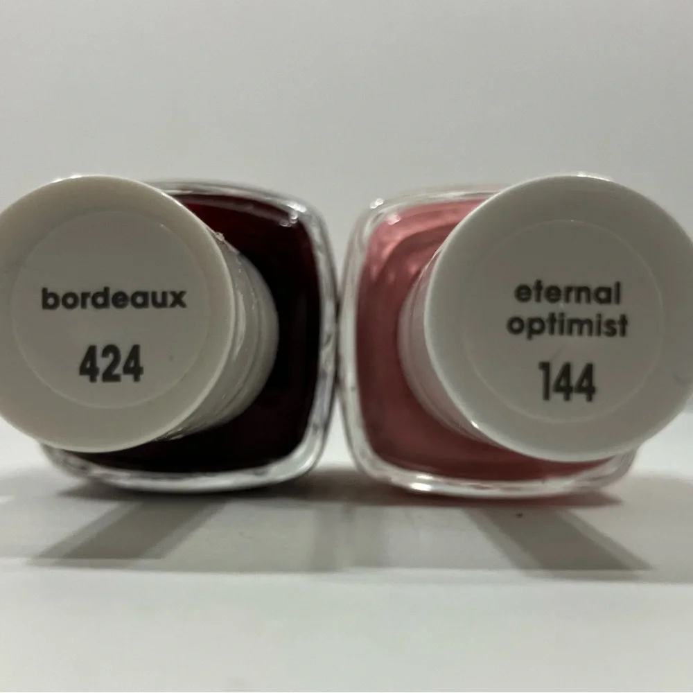 Essie Set - Picture 4 of 8